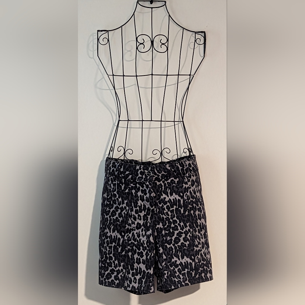 Isaac Mizrahi Gray Leopard Pin-up, punk, goth shorts, Size 14